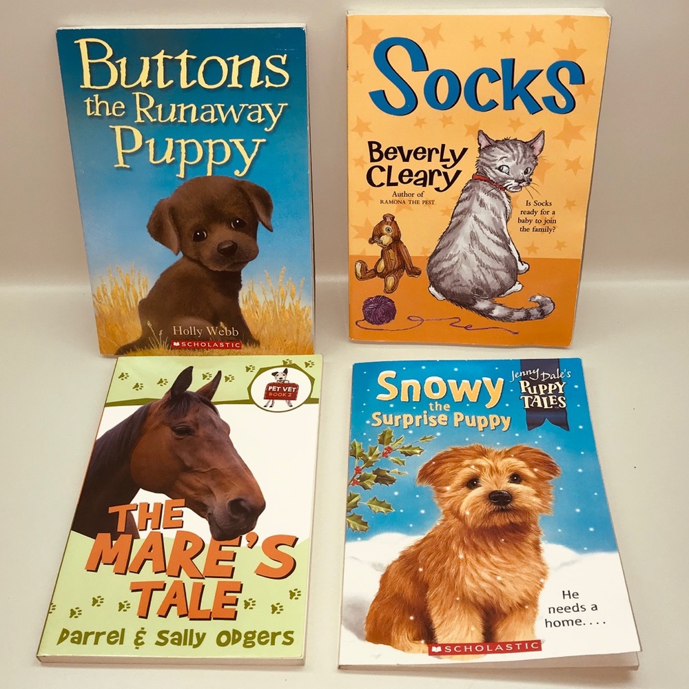 📚 🐶 Beverly Cleary “Socks” and 3 Animal Books